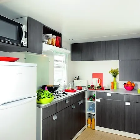Camping Le Rey Louvie Juzon Room photo