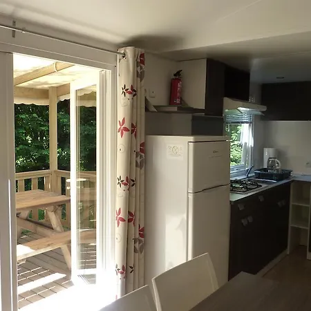Camping Le Rey Louvie Juzon Room photo